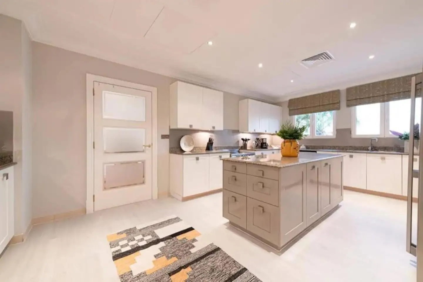 Luxurious Villa With Stunning Sea Views Of Palm Jumeirah Dubai United Arab Emirates